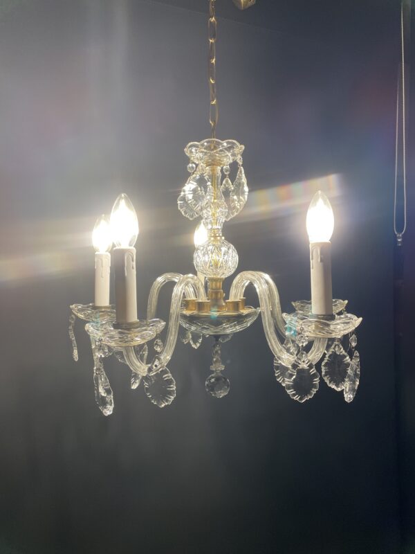 Elegant Italian crystal chandelier with glass arms and 4 lights. - Image 2