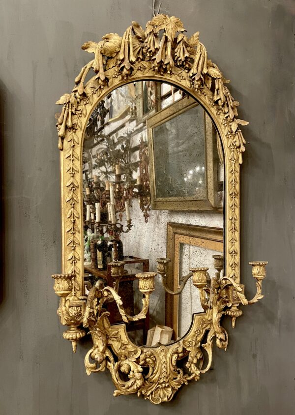 Early 19th century carved wood, water gilded mirror. - Image 2