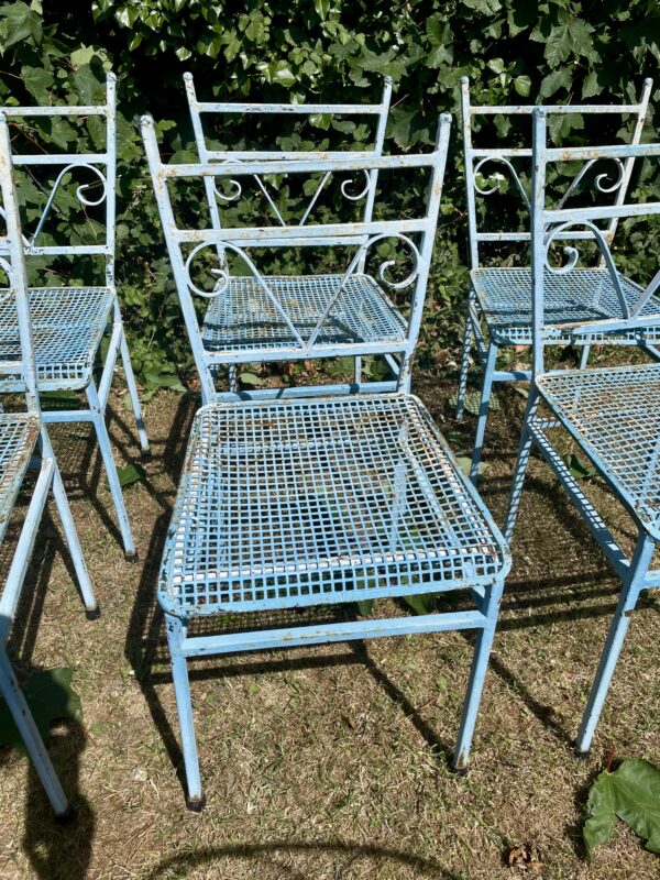 8 mid-century blue Italian garden chairs. (NPP) - Image 2