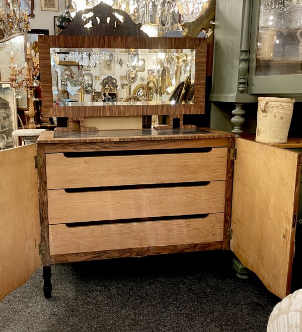 Art Deco marble topped walnut gentlemens chest of drawers with mirror.(BGHP) - Image 5