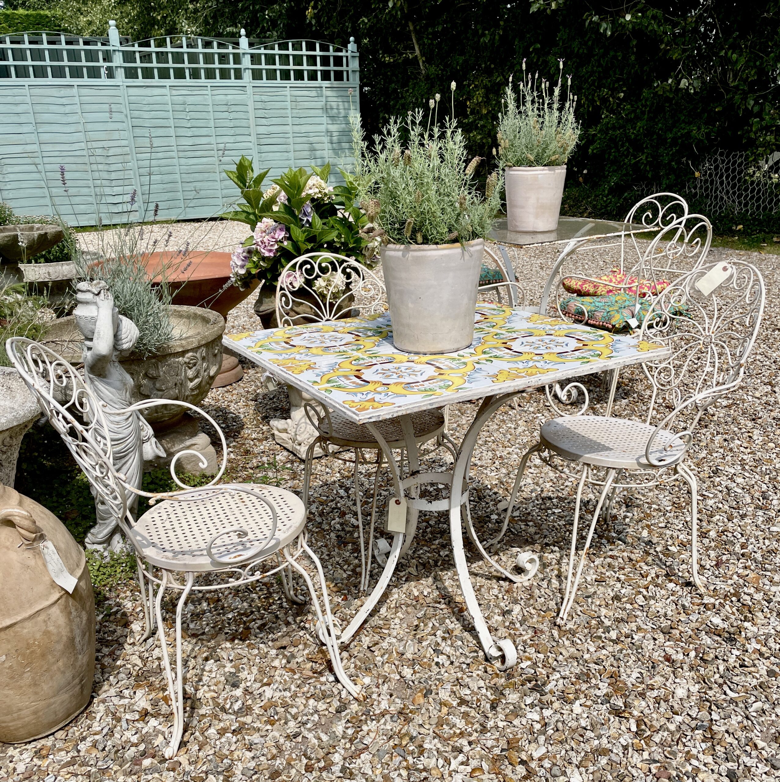 Italian tiled top table with 3 chairs. ( circa 1950) - Image 3