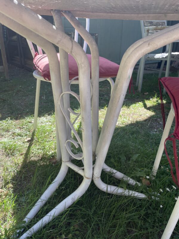 Mid-century Italian garden table and chairs.( circa 1960)(GHP) - Image 5