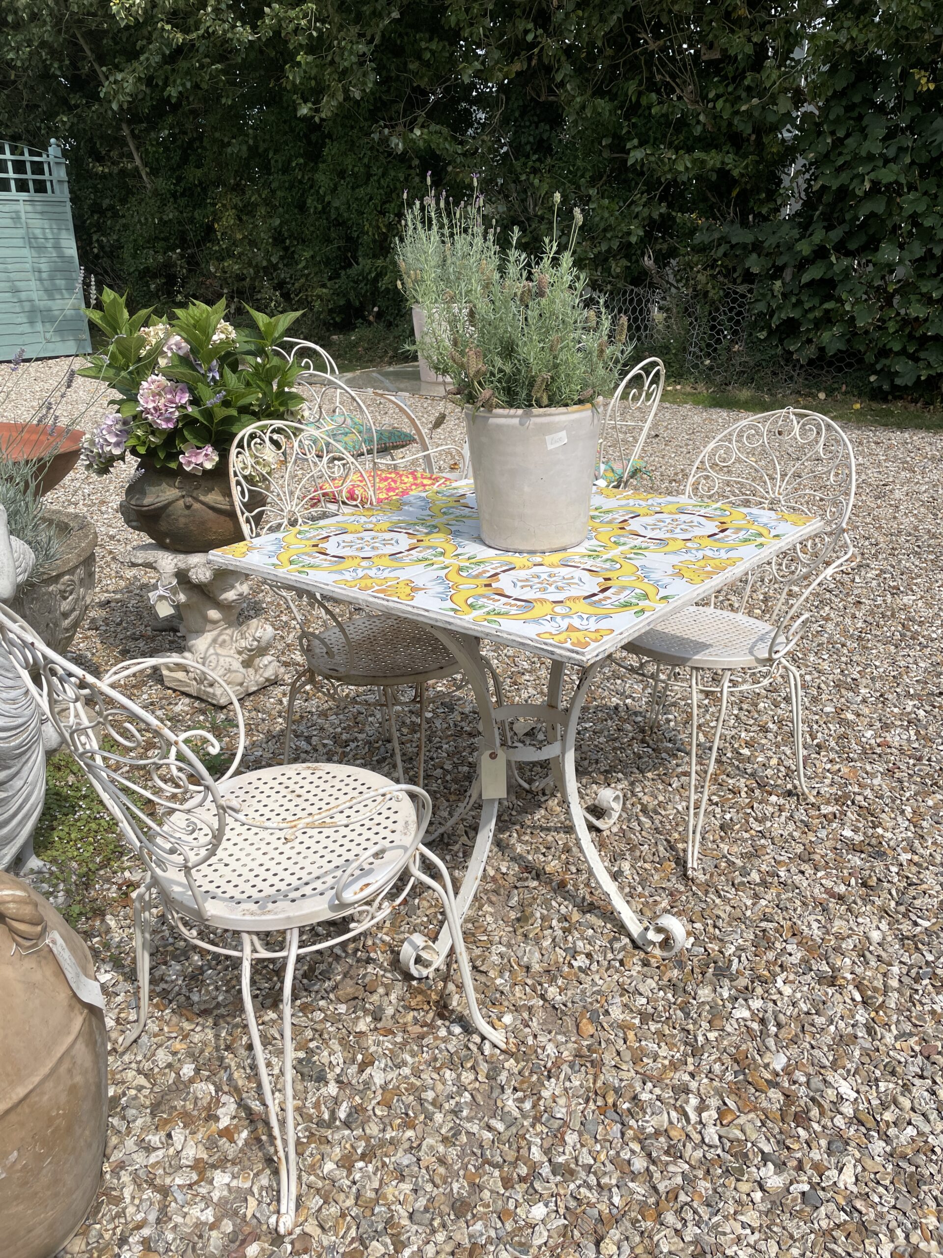 Italian tiled top table with 3 chairs. ( circa 1950) - Image 4