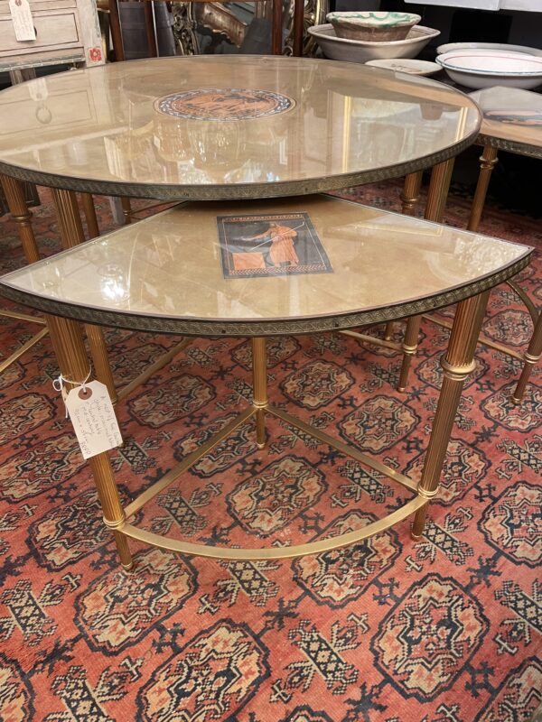 Gilded Fornassetti style table, with 4 corner tables. ( circa 1960) - Image 4