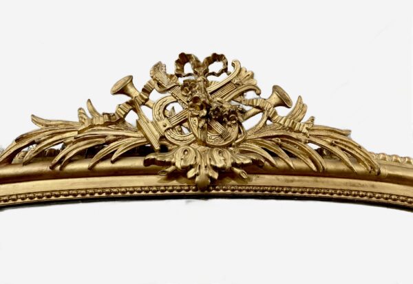 Large 19th century English gilded mirror. - Image 4