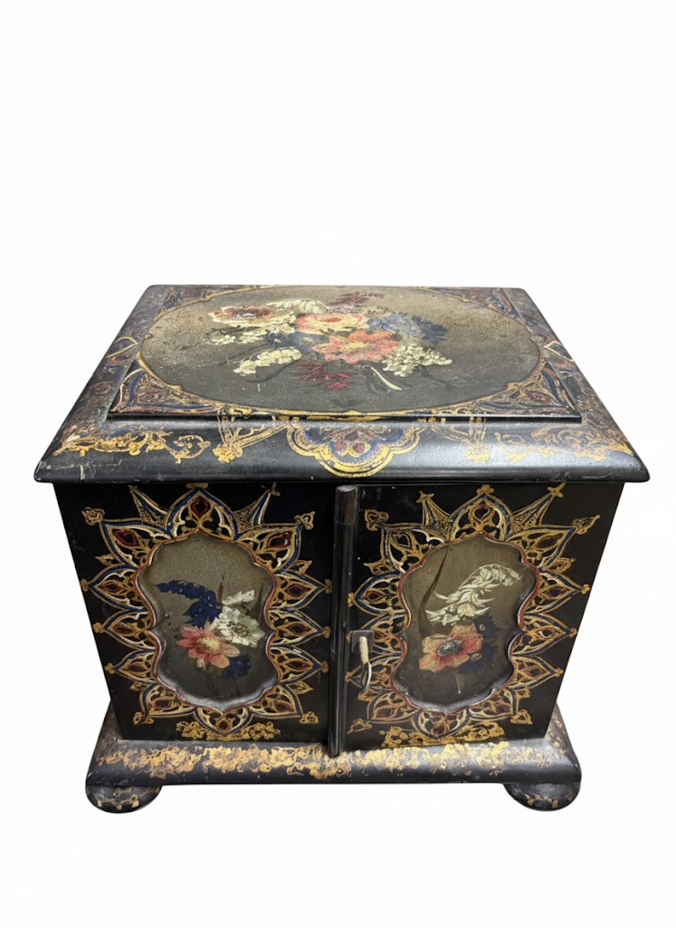 Ebonized English 19th century sewing box. - Image 4