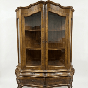 Walnut veneered mid-century Italian display cabinet.