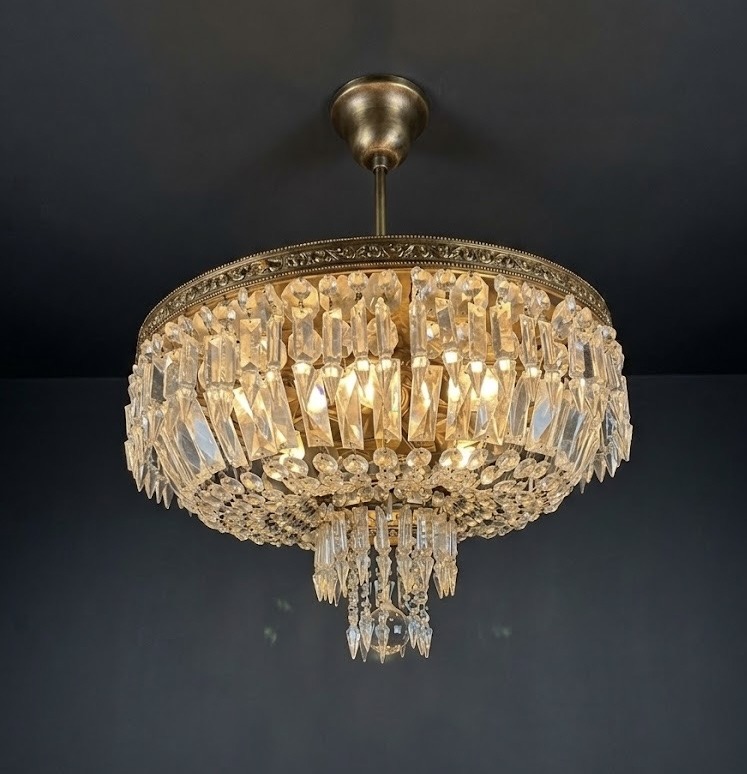 Ceiling light designed by Nino Rivoli, using Murano prism drops. - Image 4