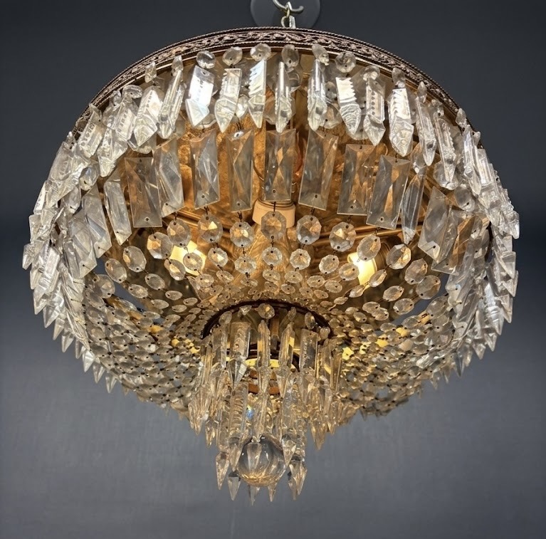 Ceiling light designed by Nino Rivoli, using Murano prism drops. - Image 3